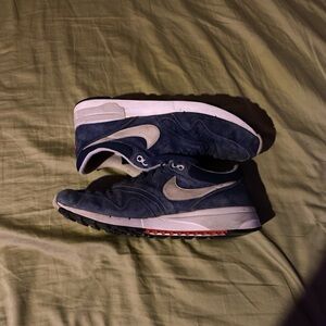 Nike Men's Blue Suede Sneakers